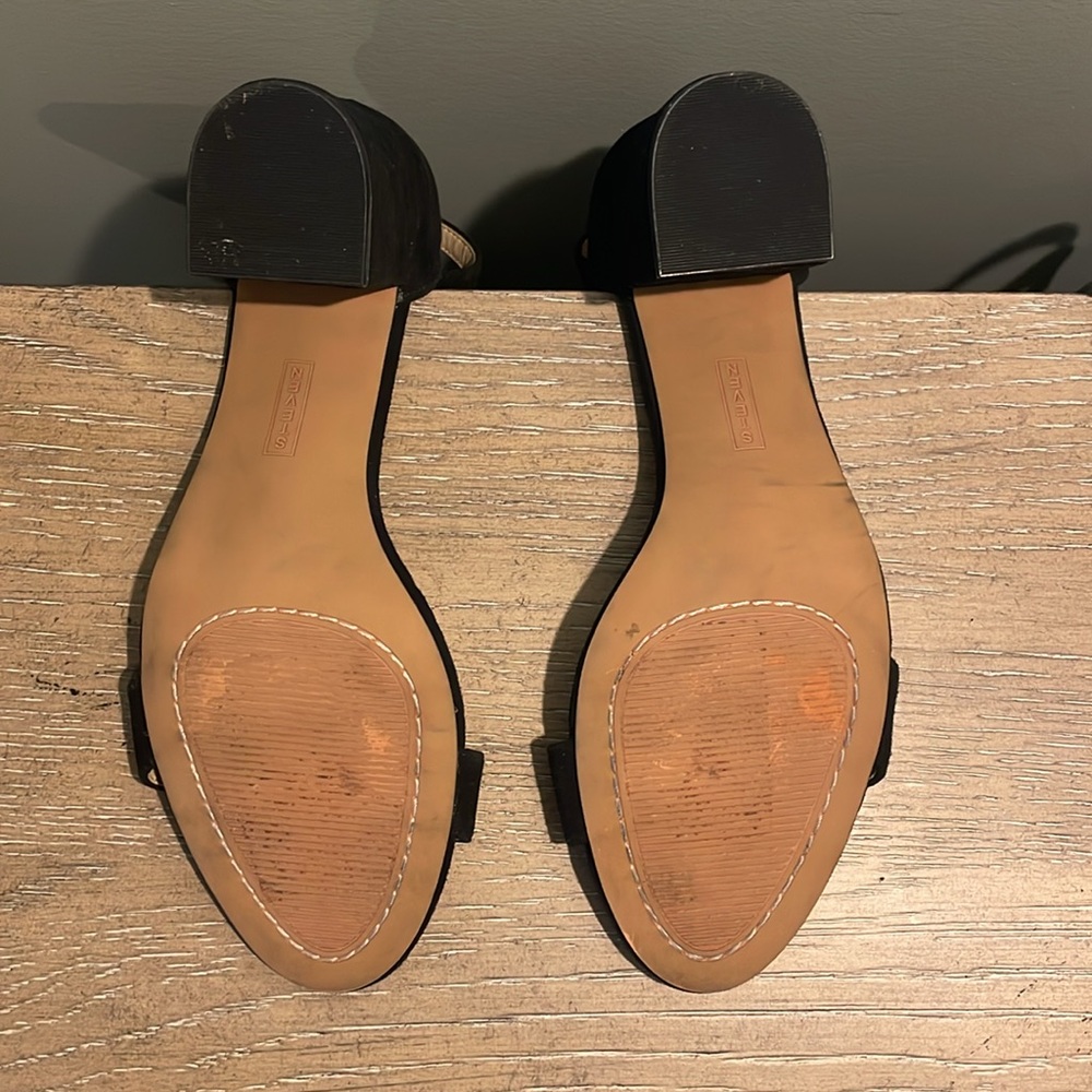 Sandals - Picture 5 of 5